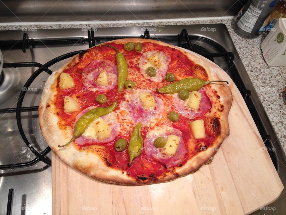 I love to make real stone
baked pizza at home.


