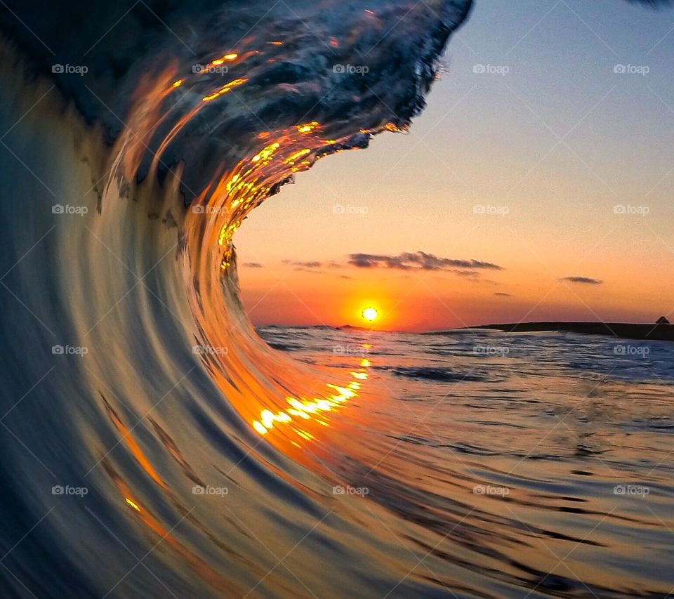 Sunset wave 