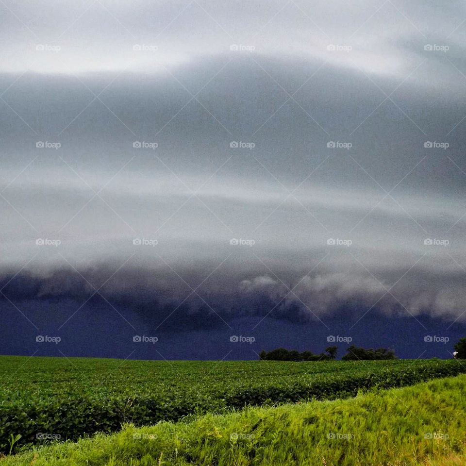 Shelf Cloud. captured during storm chase