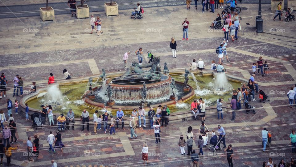 A vista de pajaro....Plaza de la Virgen (Valencia - Spain)