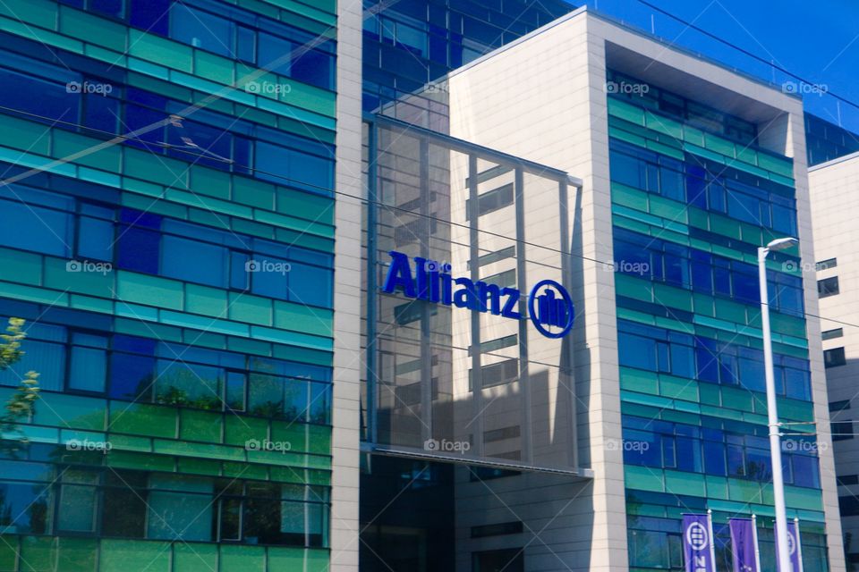 Allianz