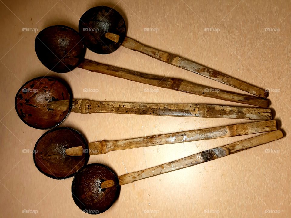 Coconut shell spoons