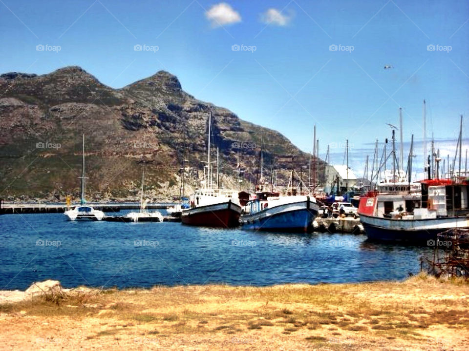 beach ocean table mountain by llotter