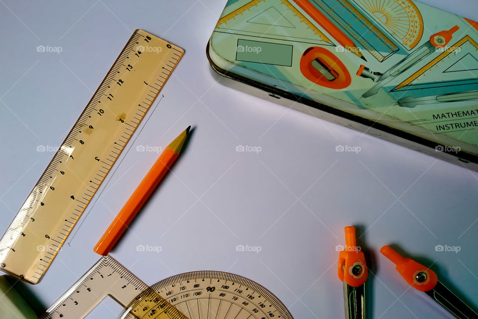 A study material (Geometric Box with Instruments)