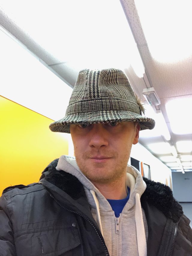 Hat selfie 