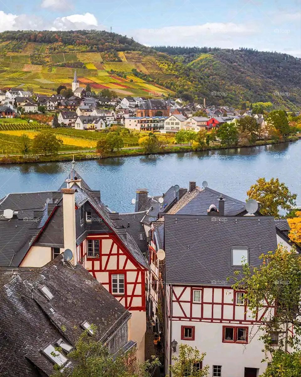 Glory be to God, the magnificent and picturesque view and the natural green trees are a view that is nothing more wonderful than it