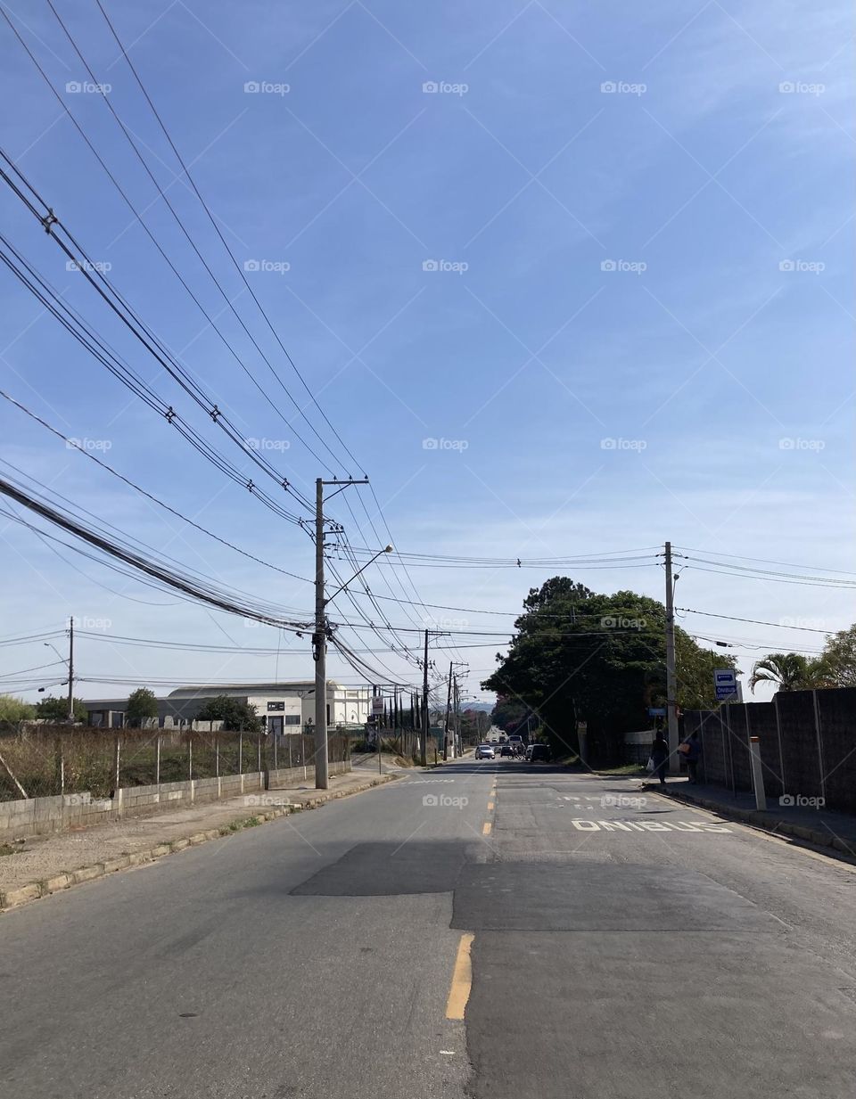 Tarefas matinais cumpridas!
É hora de ir buscar a namorada para passear no domingão. 
Pra onde?
A estrada nos dirá!