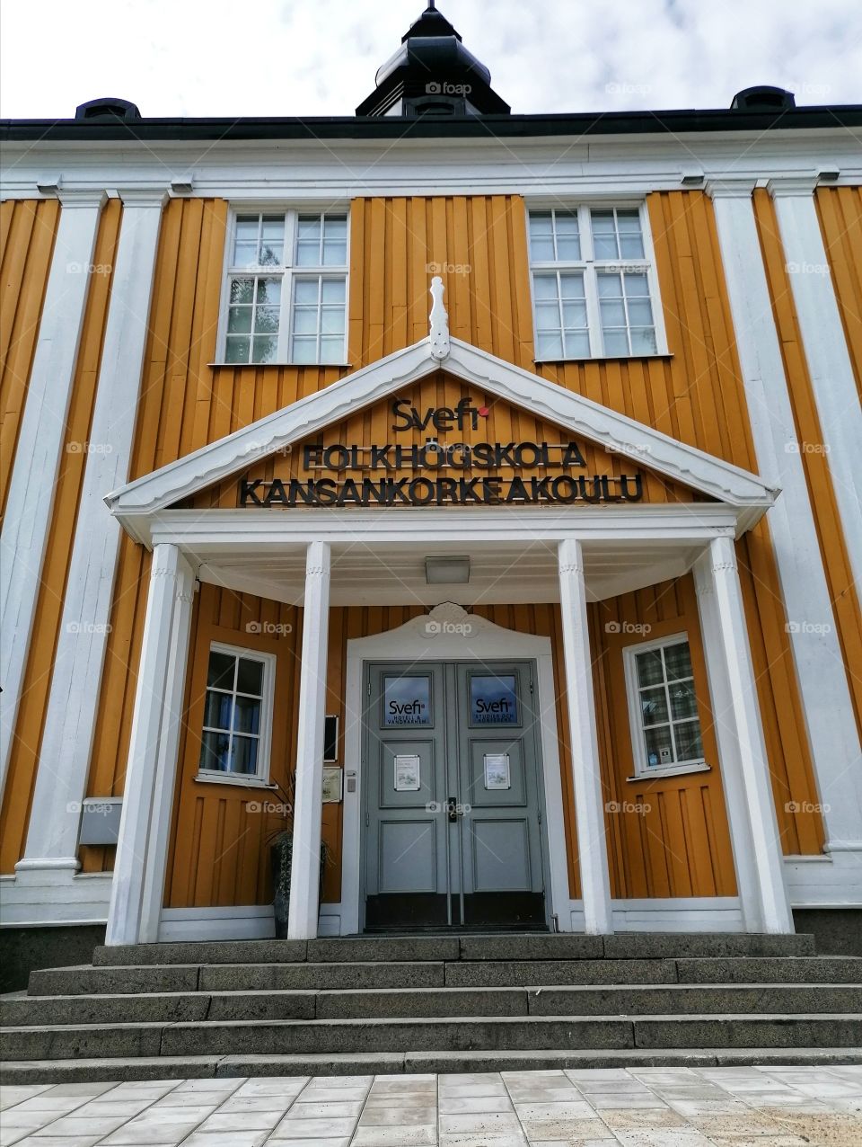 Old Swedish-Finnish university