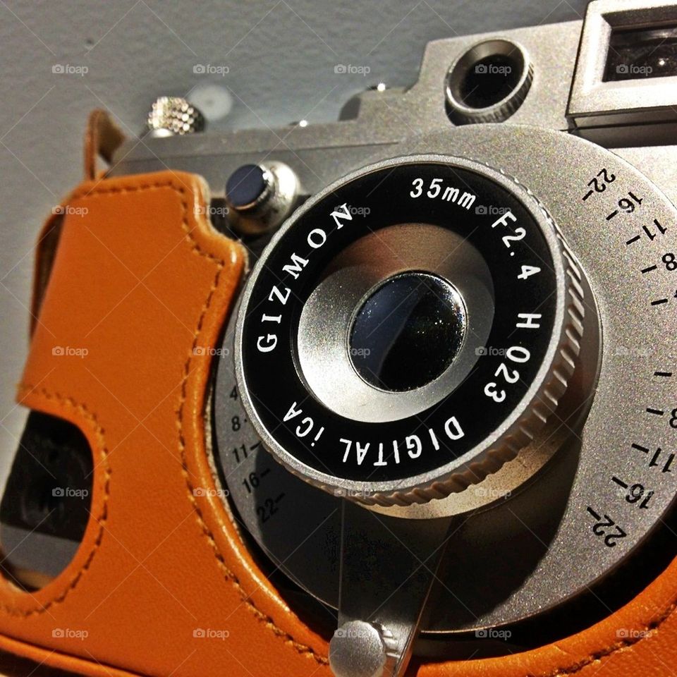 gizmon polaroid free picture by itsAus