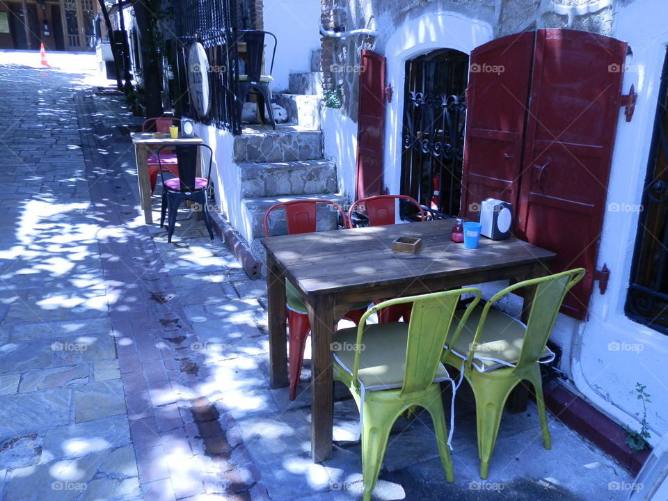 The most adorable cafe tables I have ever seen