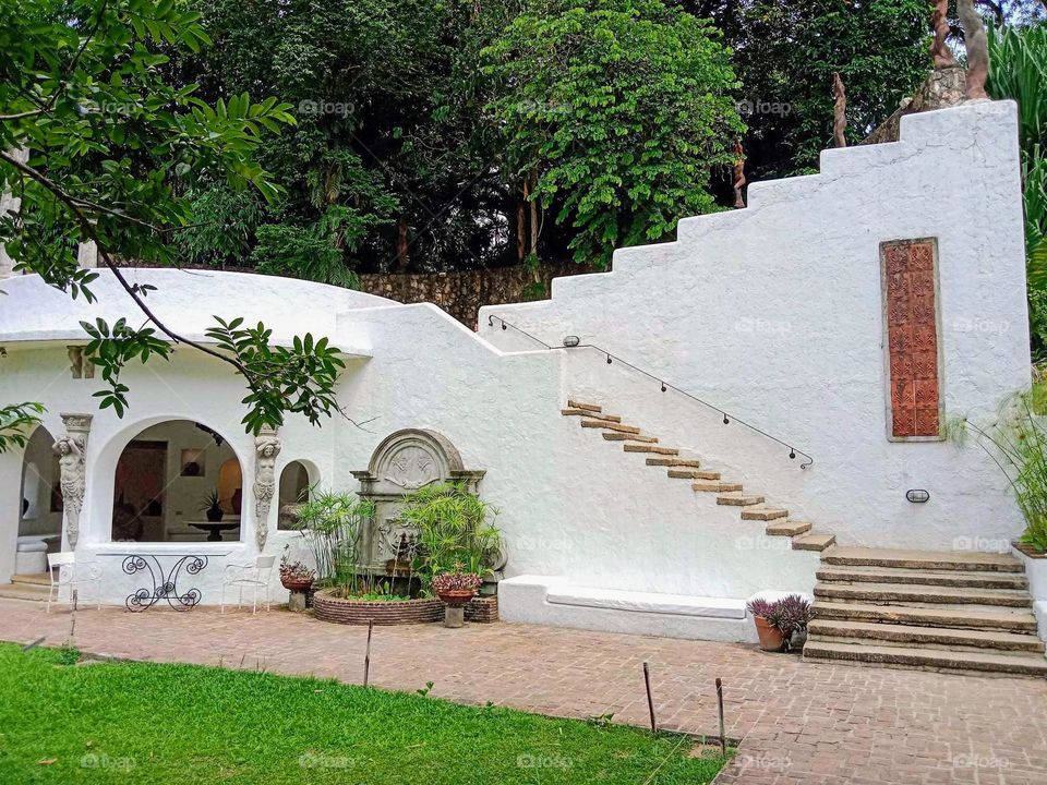 Architectural Marvels - Pinto Art Museum!