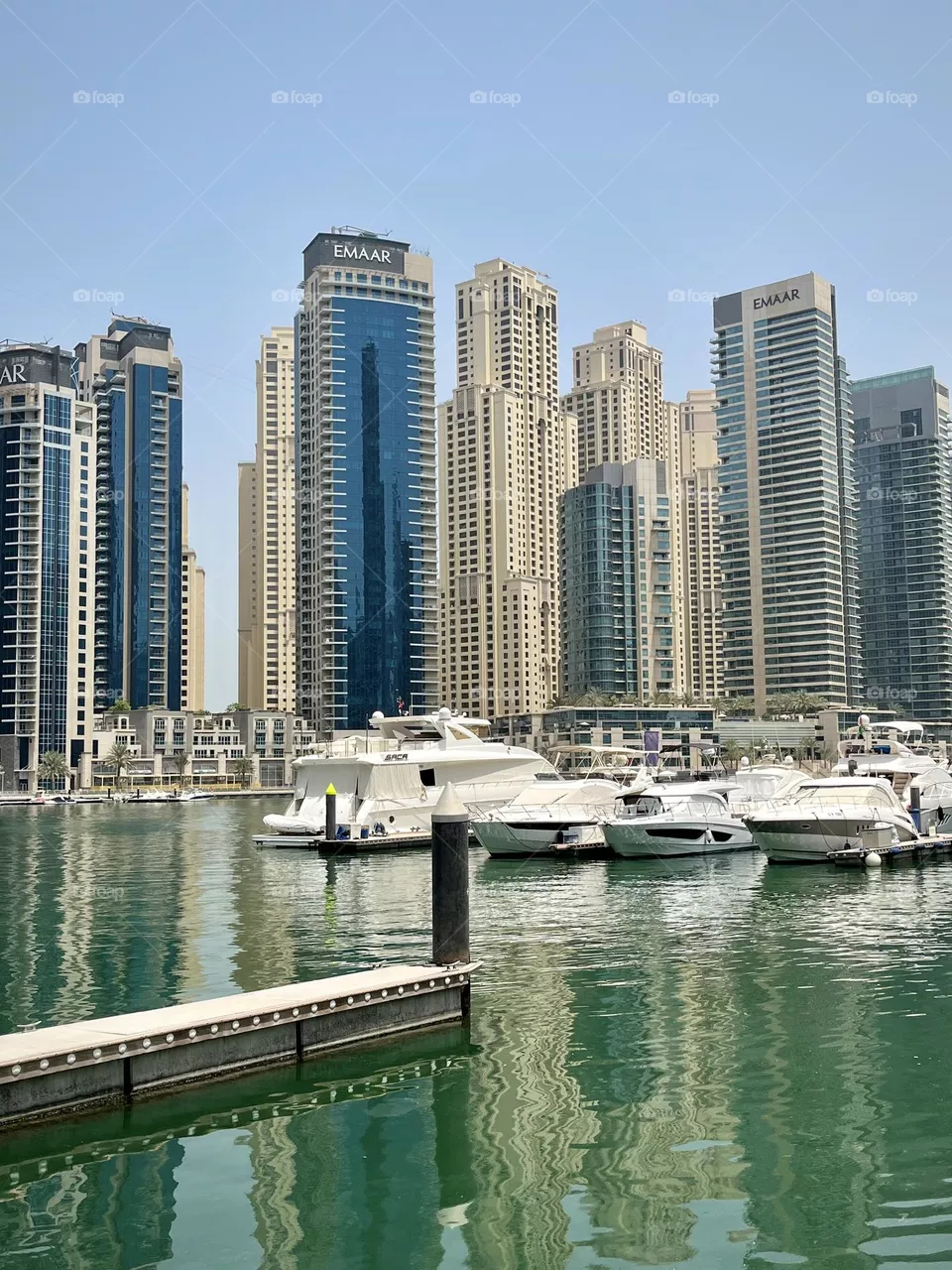Dubai marina 