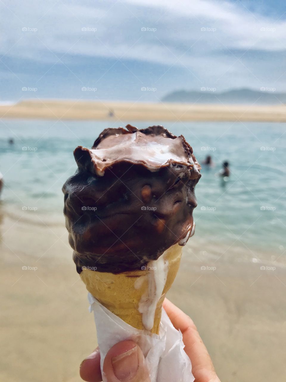 Ice cream at the beach 