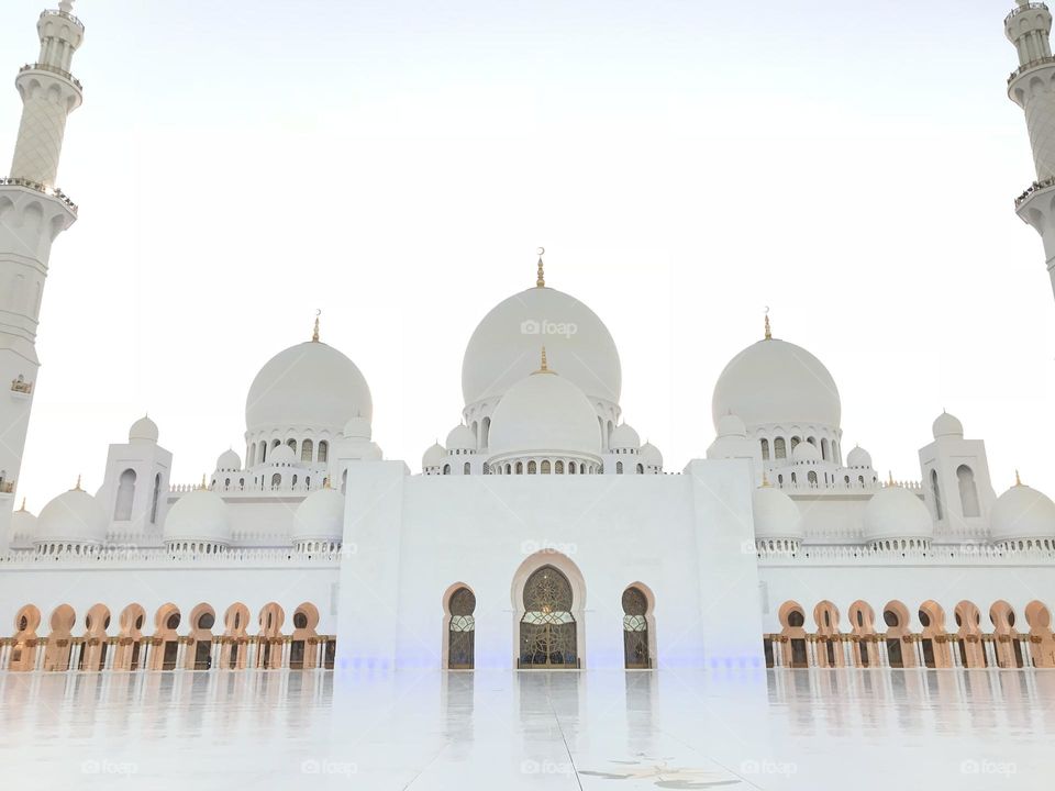 Abu Dhabi's Sheikh Zayed Grand Mosque is one of the world's largest mosque. The grand structure was designed and built by skilled teams from all over the world.