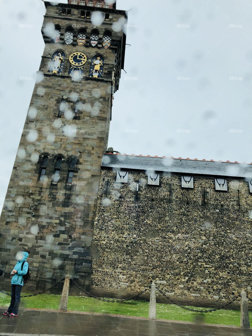 Picture of Cardiff Castle on a rainy day 💦