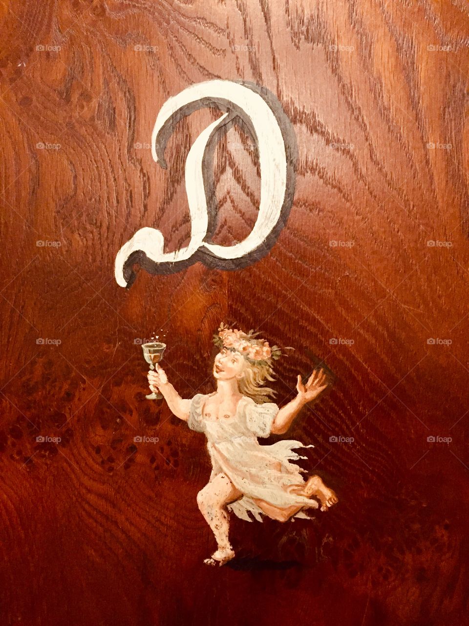 Restroom door for ladies in a restaurant in Munich 