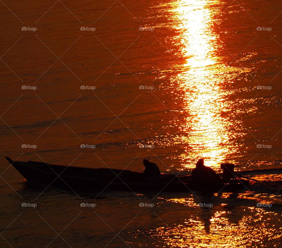 Sunset along Tambopata river, Peru 