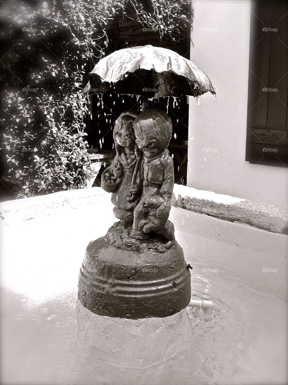 Singing in the rain fountain