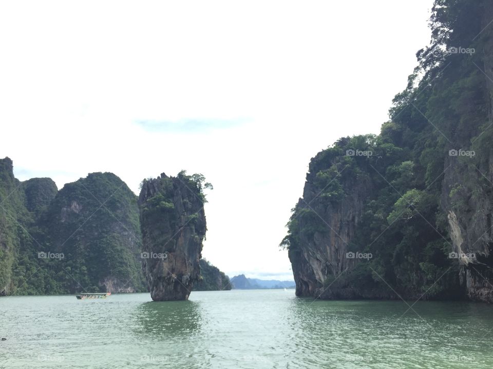 James bond island