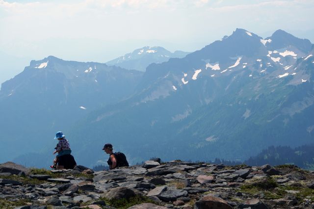 Hiking in Mt Rainier National Park