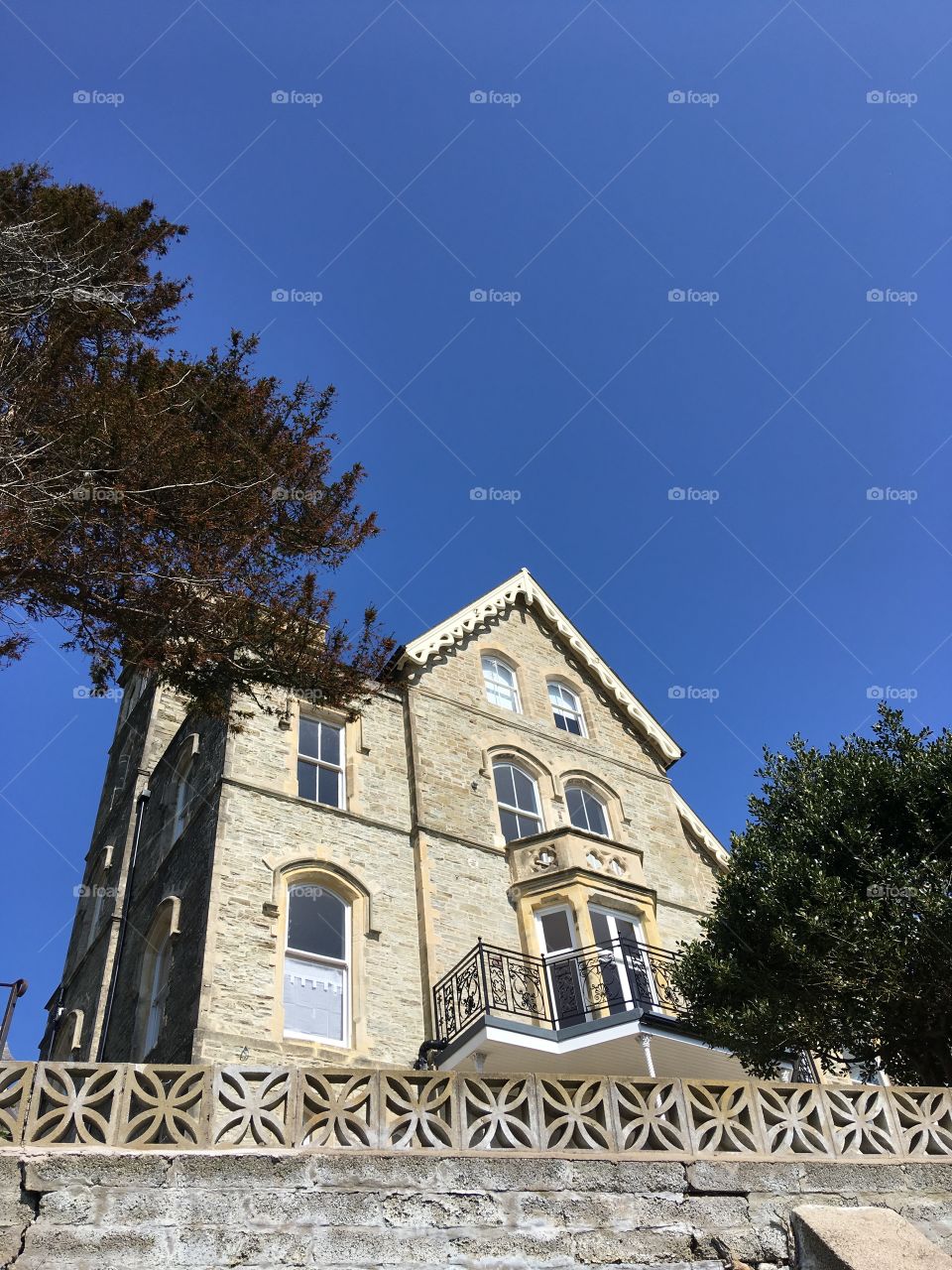 Architecture, Building, No Person, House, Sky