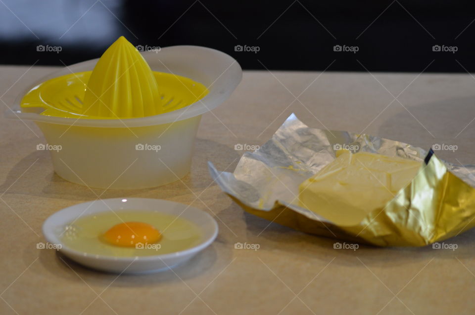 yellow in the kitchen