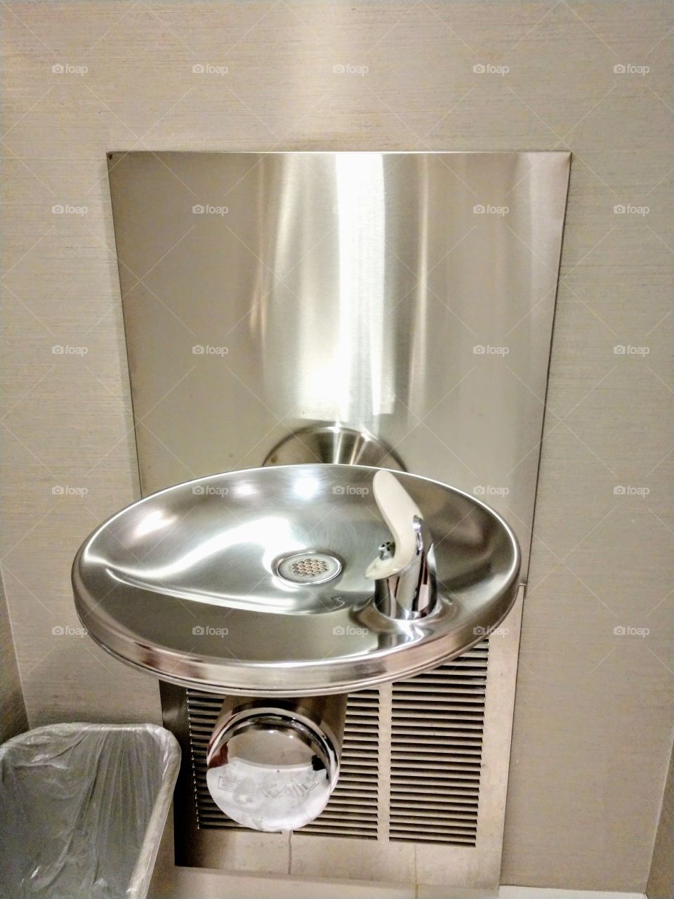 Office water fountain