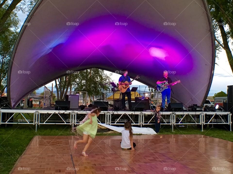 Concert at the fair.