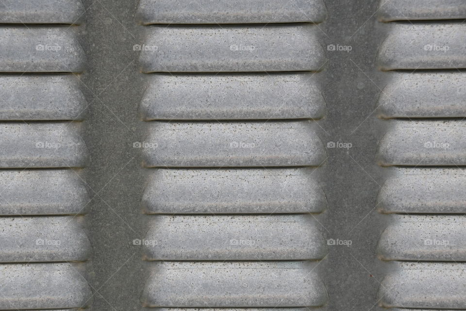 symmetric metal vent