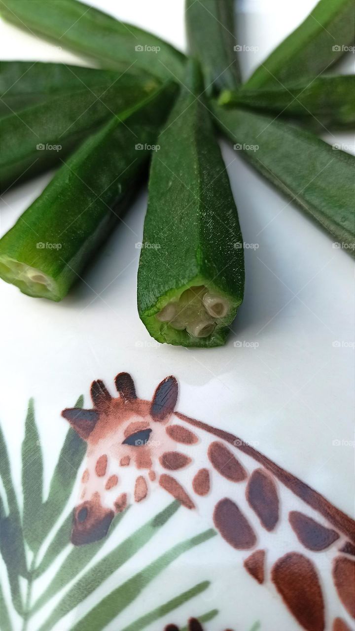 Anyone would like to try boiled okra as supper? You will love it or hate it 😉