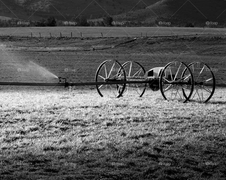 Motor and drive of a wheeled irrigation line in Central Oregon