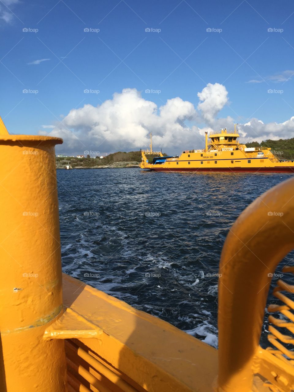 Meets a car Ferry 