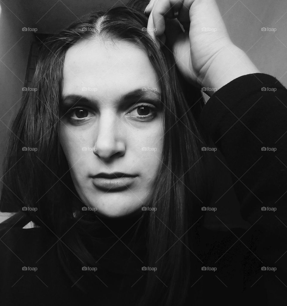 B₴W portrait of an emotional girl