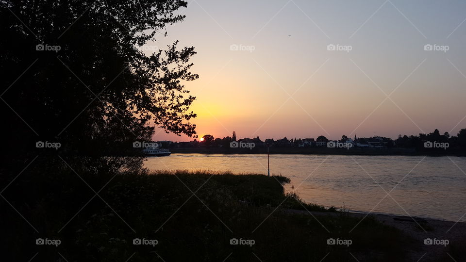 Es Lebe der rote Himmel