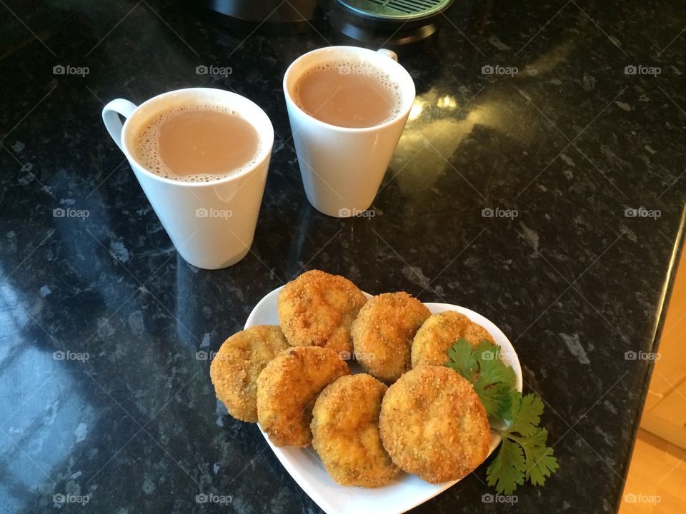 Tea with snacks 