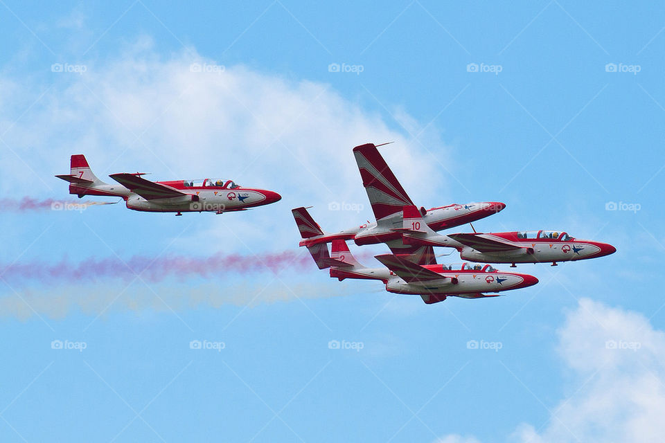 sky red white break by marcografo