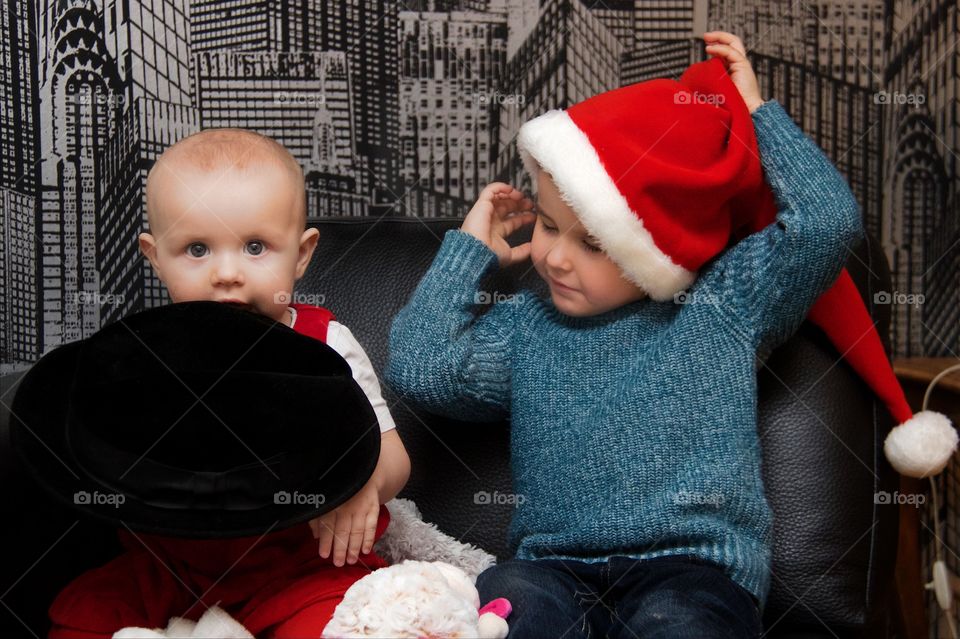 Children photographing 