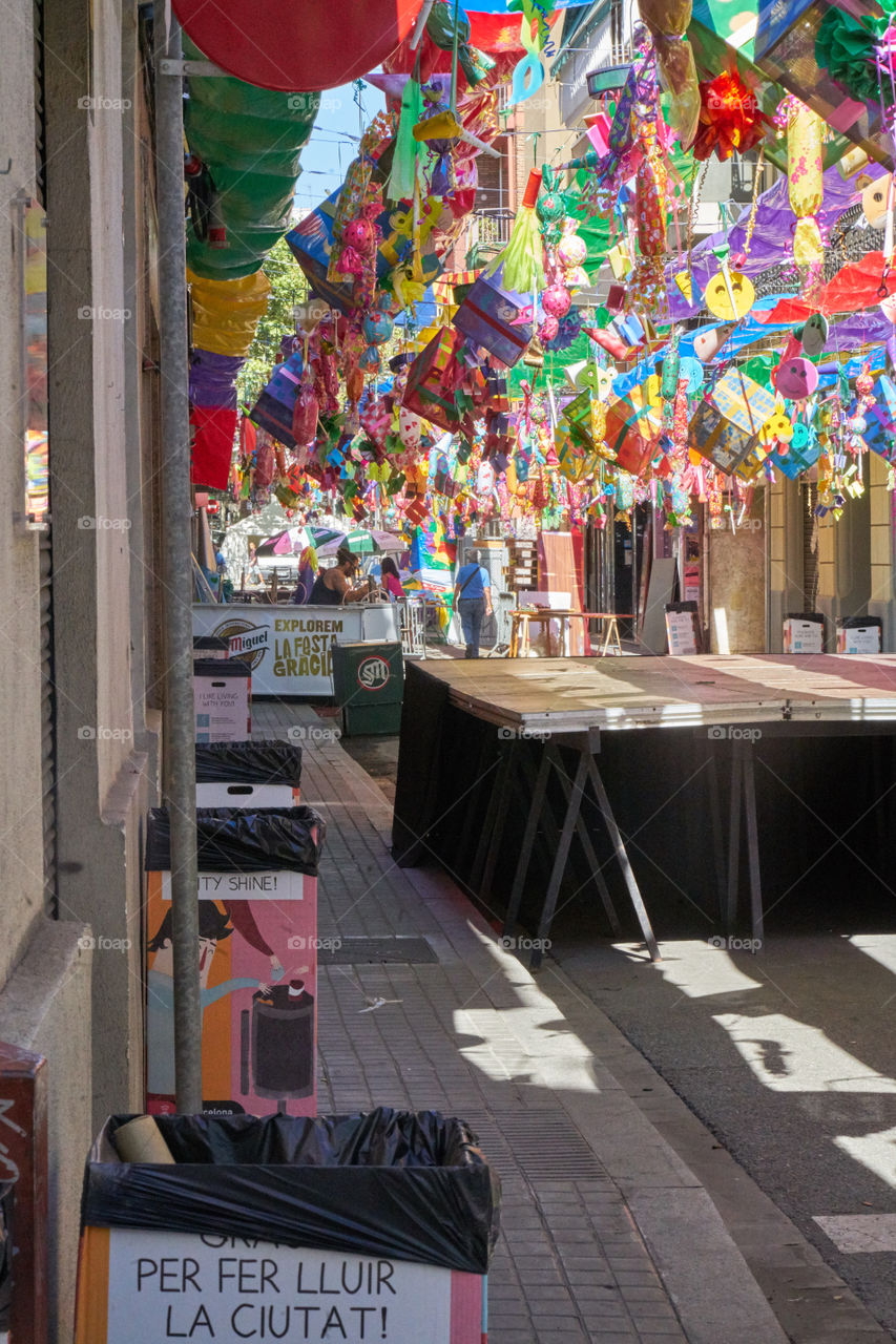 Ready for Fiestas de Gracia. Streets Decoration