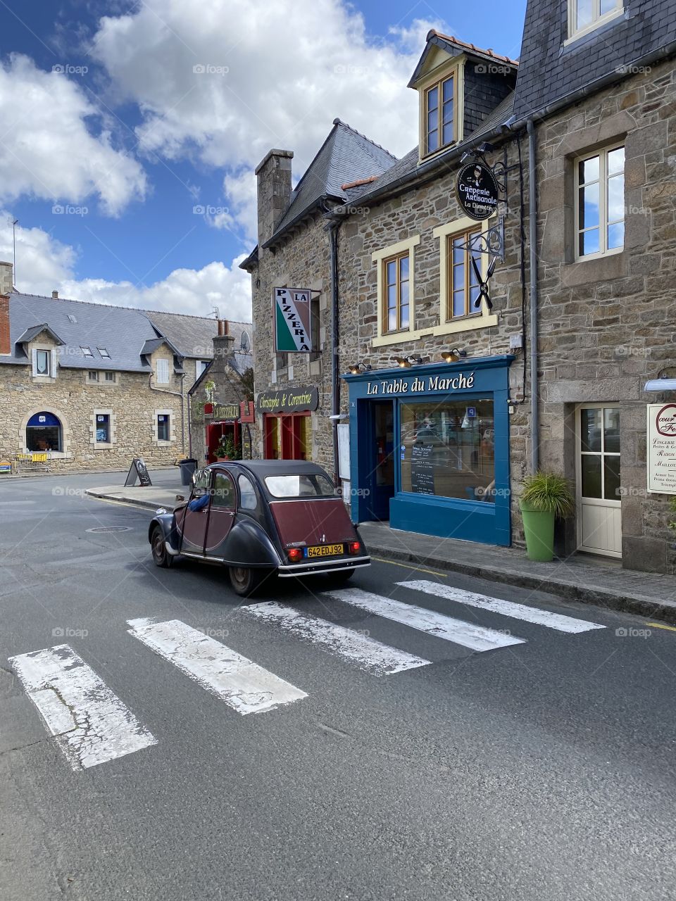 A scenery with  Citroen 