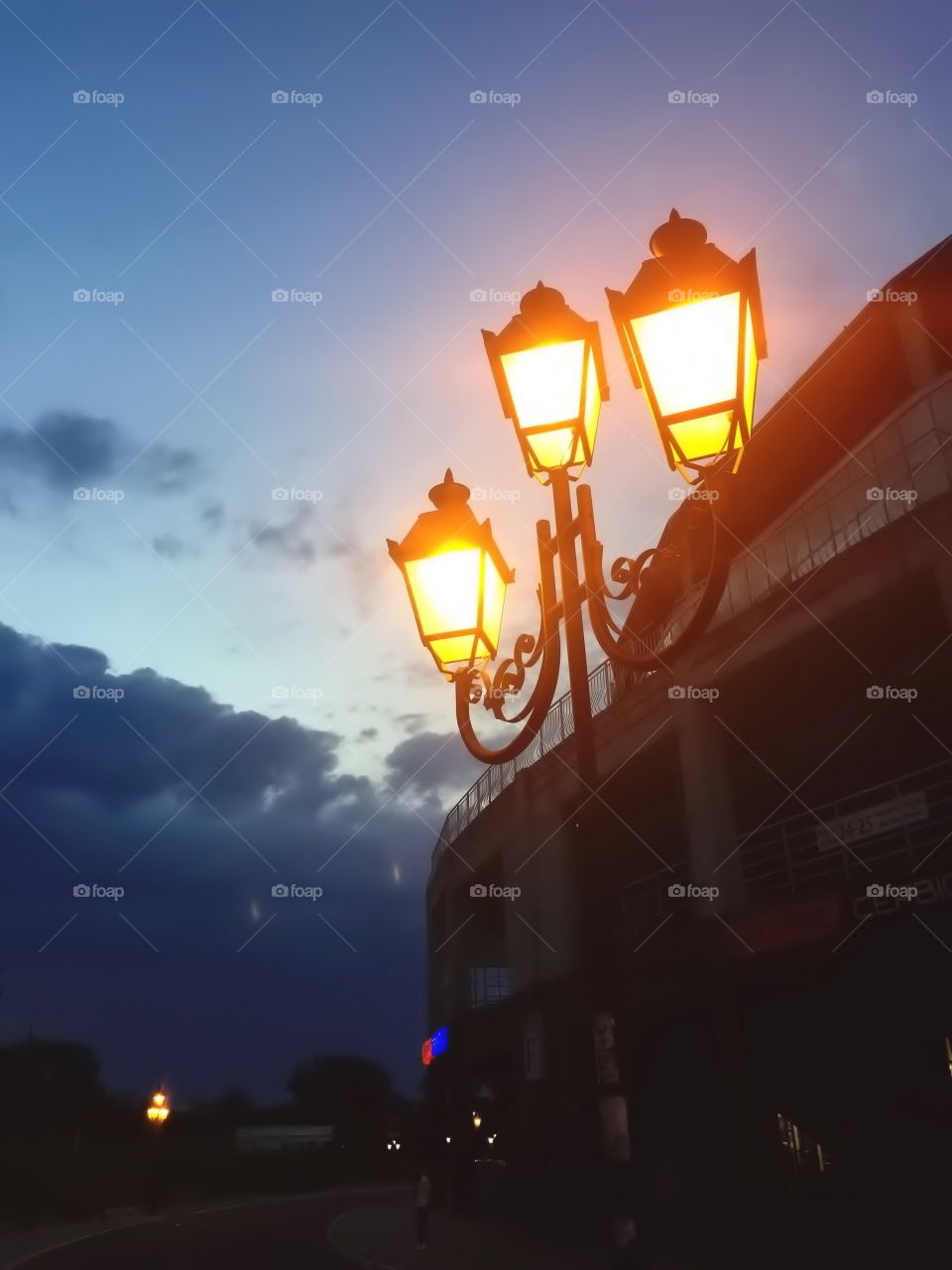 Lightboxes, such lightboxes... 💡