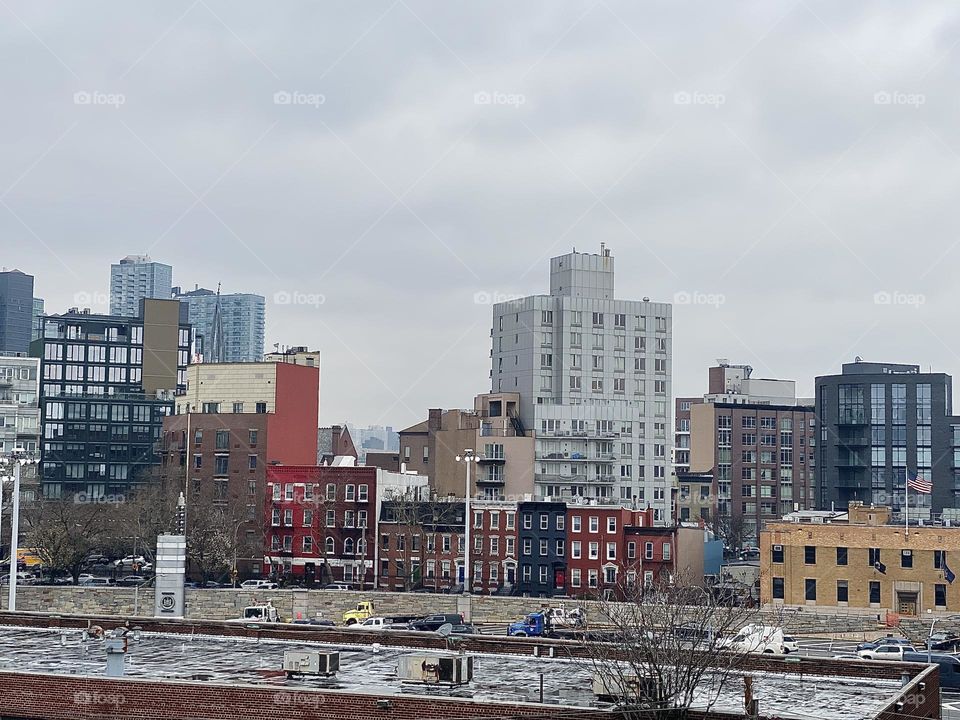 “Long Island City”, Queens by “Newtown Creek” and the “Pulaski Bridge” is a mix of three family brownstones to the highest high rises. because. The skyscrapers of the “Manhattan skyline” can also be seen from here. 2023. Hypnotic Productions