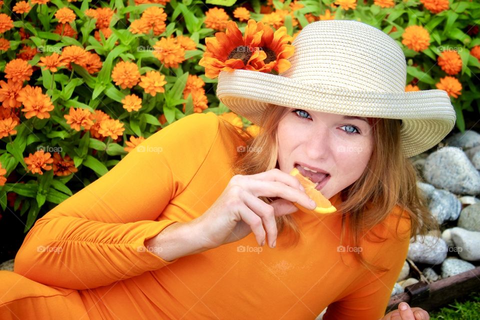 Eating Oranges 🍊