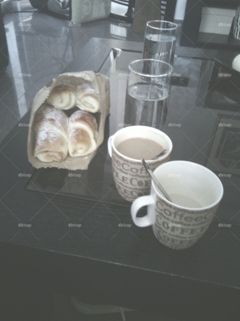 Break with bread sticks 