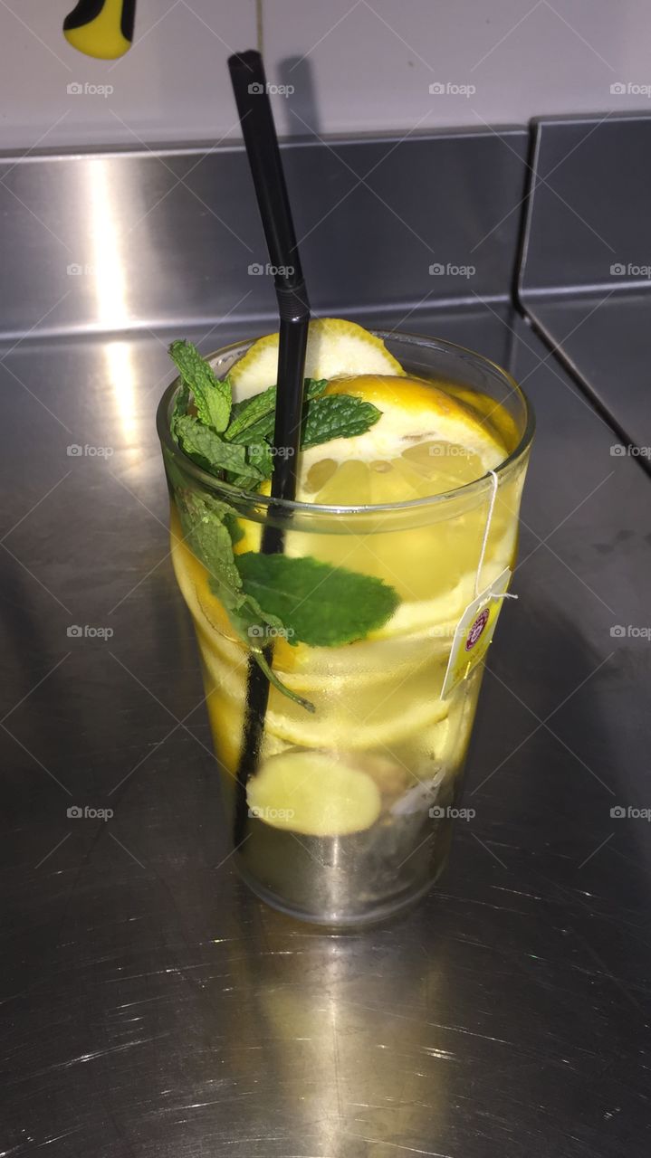 Agua con lemon 🍋 