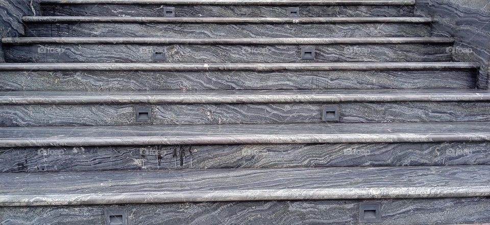 ladder
stairs
staircase
steps
stairway
stepladder
rung ladder
flight