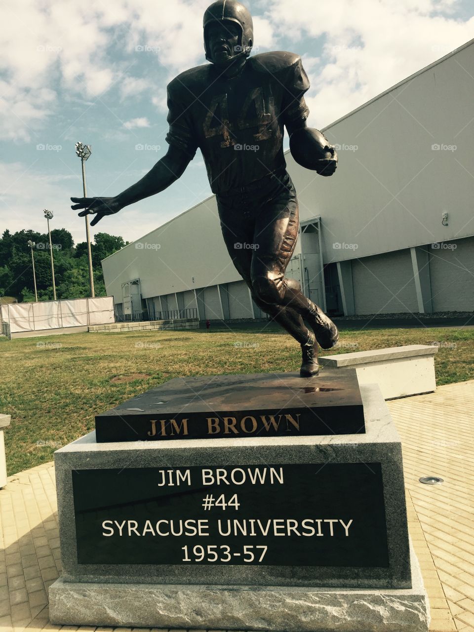 Jim Brown Statue 