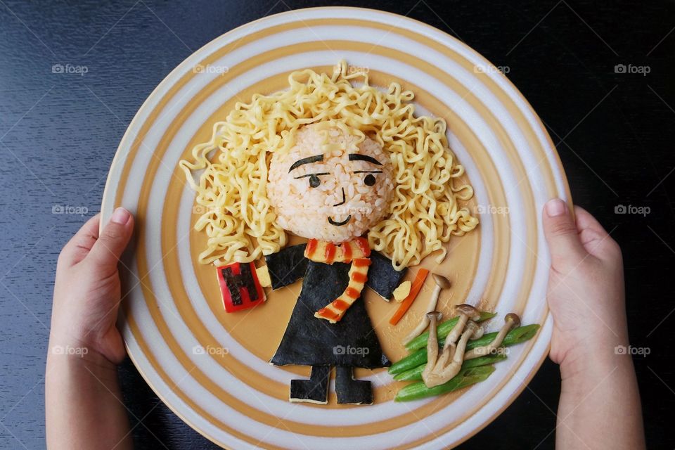 Food art - Noodles, rice and vegetables 