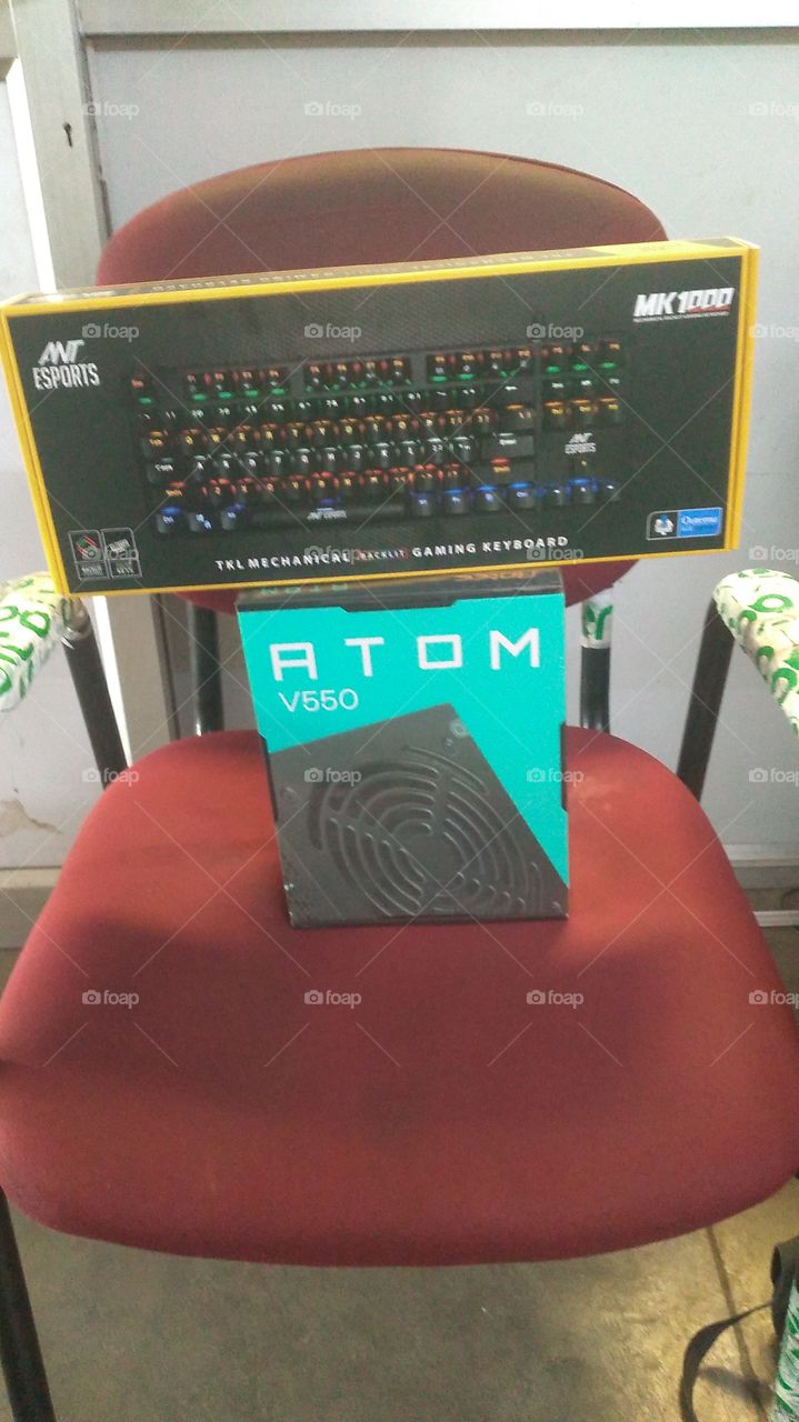 Atom brand