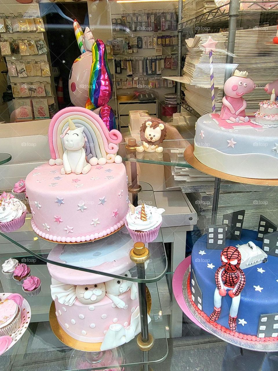 wonderful cakes in Paris