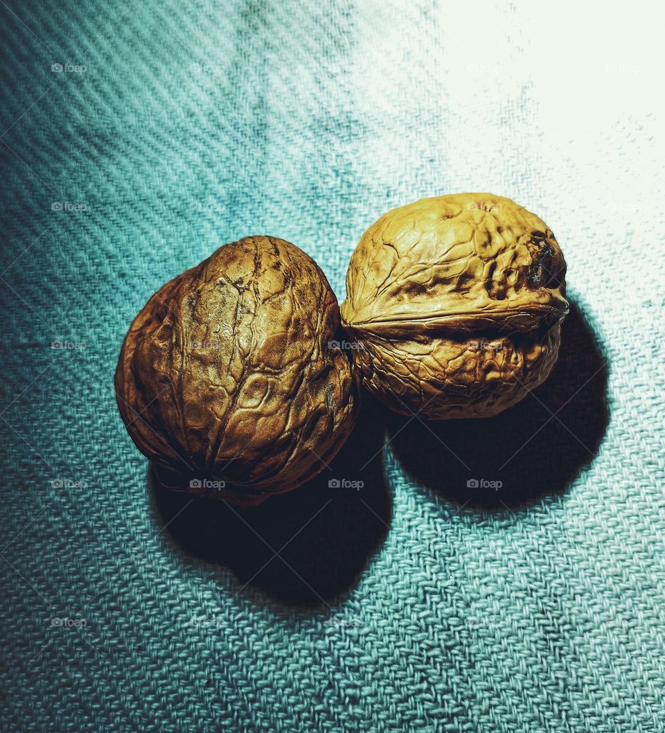 Walnut picture